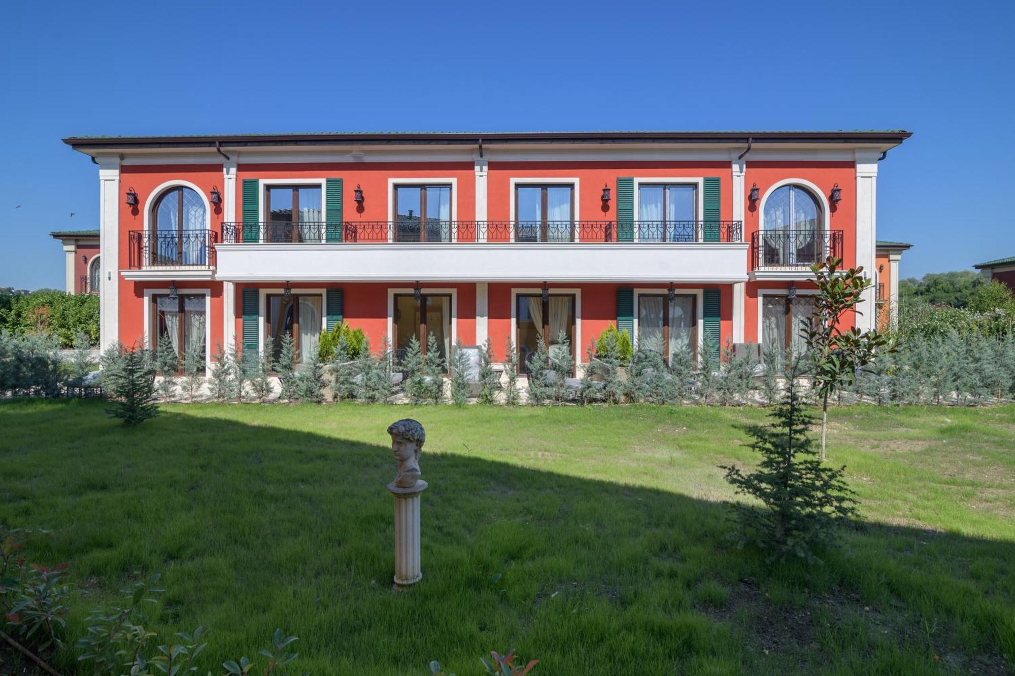Eco Therma Village Kranevo Exterior foto The new building of the University of Mozarteum in Altenmarkt
