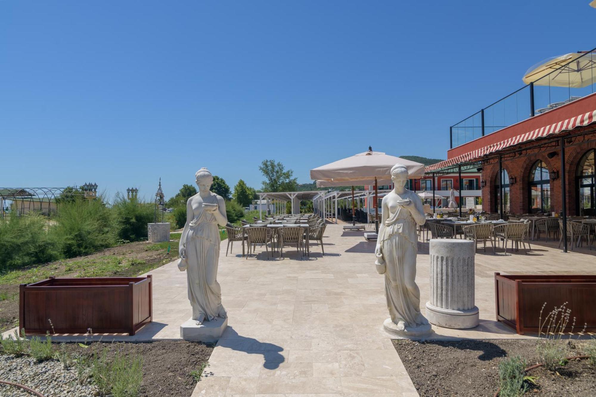 Eco Therma Village Kranevo Exterior foto The restaurant